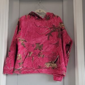 Realtree Pink Camo Pullover Hoodie with Leaf Print